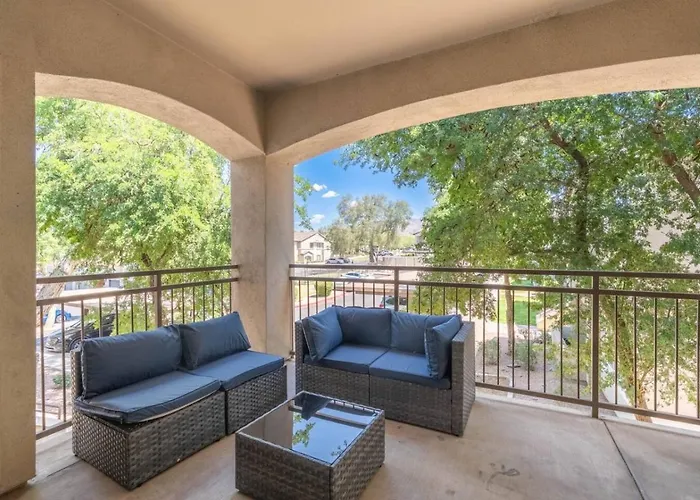 Desert Serenity View